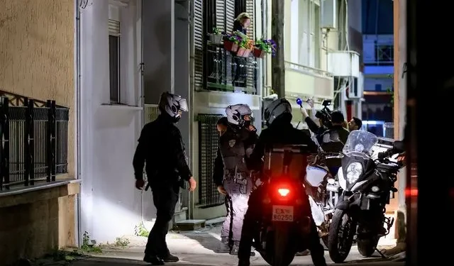 Μητροκτονία στη Λάρισα: Νεκρή για 14 ώρες η 52χρονη – Τι έδειξε η νεκροψία