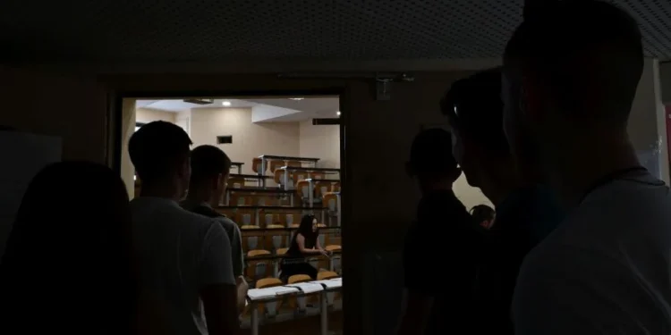 Διευκρινίσεις του Πανεπιστημίου Αθηνών για τα όσα συνέβησαν στη Νομική