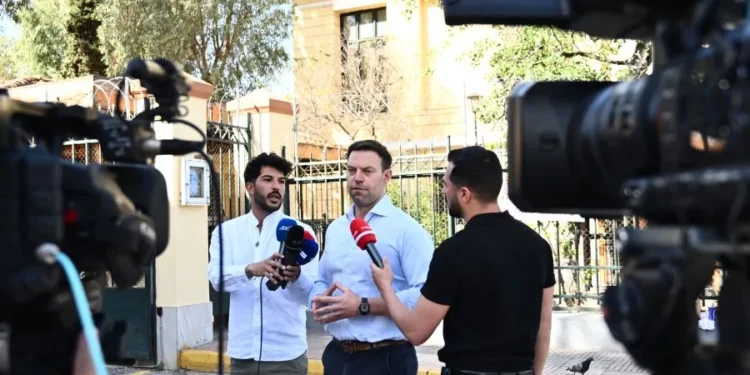 Στ. Κασσελάκης: 30 μήνες φυλακή με αναστολή και 50.000 ευρώ για παραβίαση του νόμου περί πόθεν έσχες