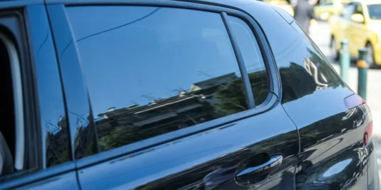 Σε κατ’ οίκον περιορισμό με «βραχιολάκι» ο Χρ. Μαυρίκης μετά την απολογία του