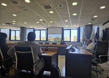 Συνάντηση Νίκου Μπάμπαλου με γονείς και διεύθυνση του 7ου Δημοτικού Σχολείου Ηρακλείου Αττικής