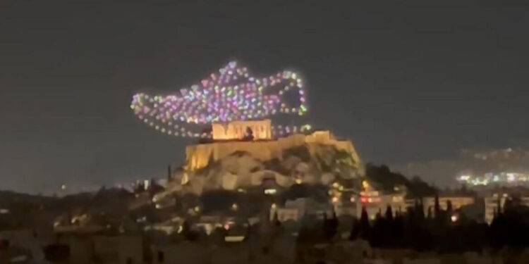 Υπουργείο Πολιτισμού για το drone show με φόντο την Ακρόπολη: Προβαίνουμε σε μηνύσεις κατά παντός υπευθύνου