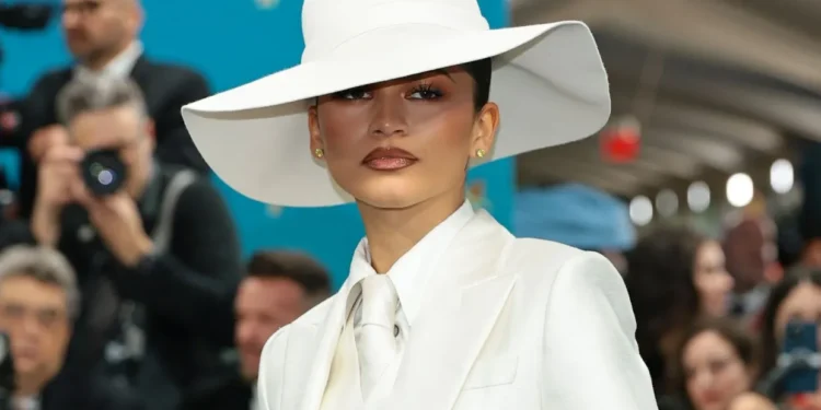 Met Gala 2025: Τα beauty looks που ξεχώρισαν στο red carpet & οι stars που «απογοήτευσαν»