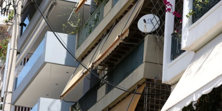 Έγκλημα στη Νέα Σμύρνη: Στη δικαιοσύνη σήμερα ο 71χρονος που σκότωσε τον γιο του