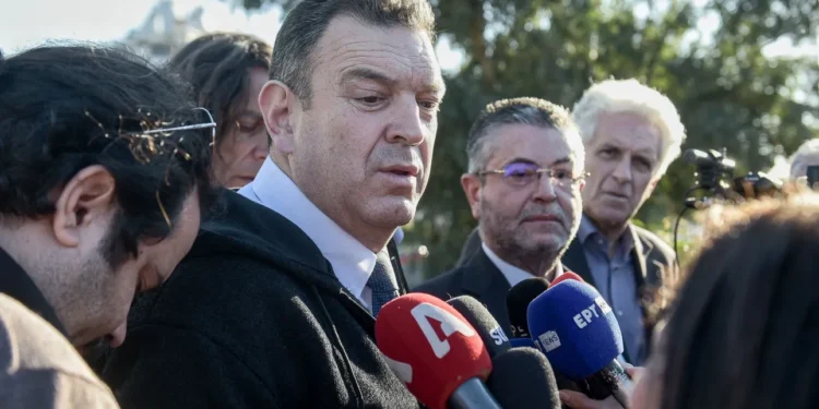 Διαγράφεται από τη «Νίκη» ο Νίκος Παπαδόπουλος μετά τον βανδαλισμό στην Εθνική Πινακοθήκη