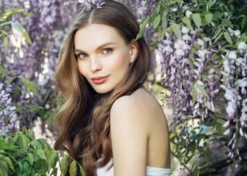 4 έξυπνα hair tips για να υποδεχτείς το καλοκαίρι με τέλεια μαλλιά