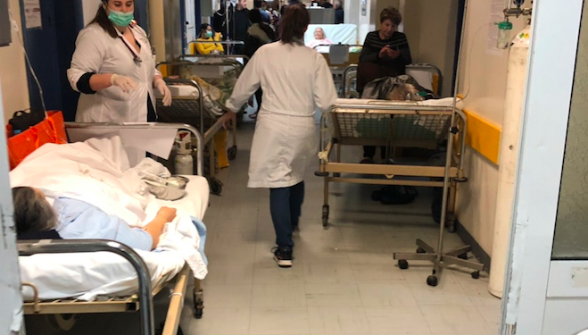 ΕΙΝΑΠ: Καταγγέλλει πληρότητα σε Παθολογικές Κλινικές που αγγίζει το 400%