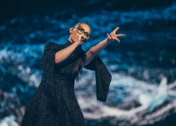 Eurovision 2025: Το πρόγραμμα της ΕΡΤ για τον μουσικό διαγωνισμό στην Ελβετία Οι δύο αγαπημένοι σχολιαστές, Μαρία Κοζάκου και Γιώργος Καπουτζίδης δίνουν το παρών με τον δικό τους ξεχωριστό τρόπο