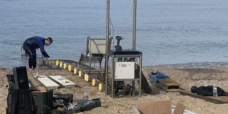 Ολοκληρώθηκε η τοποθέτηση του SEATRAC στην ελεύθερη παραλία της Βούλας