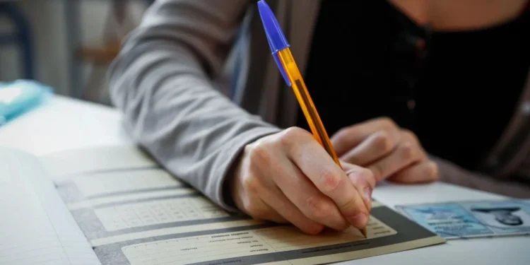 Πανελλήνιες 2025: Στα Αγγλικά εξετάζονται σήμερα οι υποψήφιοι για την εισαγωγή σε ΑΕΙ