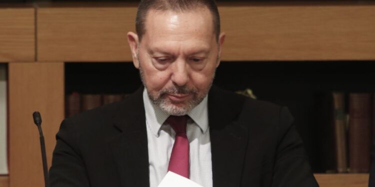 Δίκη Novartis: Οι προστατευόμενοι μάρτυρες ήταν υποκινούμενοι, να πουν ποιοι τους έβαλαν, λέει ο Στουρνάρας