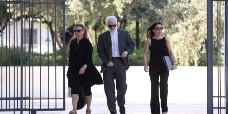 Δίκη Φιλιππίδη: Απερρίφθη το αίτημα της υπεράσπισης για εξαίρεση συνέδρου του ΜΟΕ
