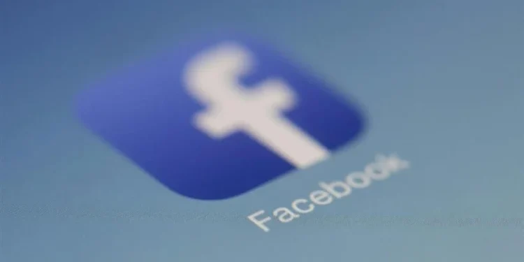 Facebook: Τι είναι αυτό το βελάκι κάτω από τα σχόλια;