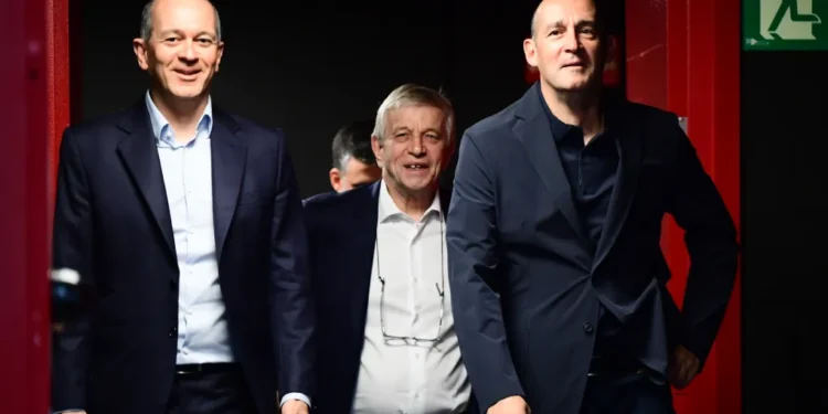 Συνελήφθη ο αντιπρόεδρος της ΚΑΕ Ολυμπιακός μετά από μήνυση της Δέσποινας Γιαννακοπούλου