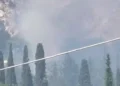 Φωτιά στην Παλαιά Πεντέλη, κοντά στην Μονή