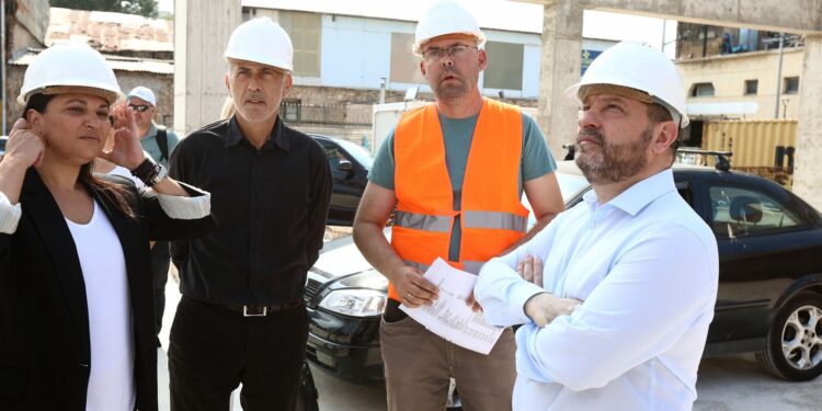 Περιφέρεια Αττικής: Επιθεώρηση έργων στον δήμο Πειραιά