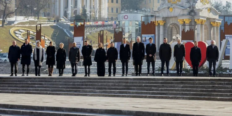 Στη Ρώμη ο πρωθυπουργός για τη Διάσκεψη για την Ανάκαμψη της Ουκρανίας
