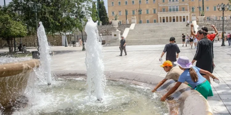 Ο δεύτερος πιο θερμός Ιούνιος από το 2010 – Πελοπόννησος, Βόρεια και Δυτική Ελλάδα στο «κόκκινο»