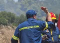 Φωτιά στην Κερατέα – Ήχησε το 112 για απομάκρυνση από Χάρβαλο και Δροσιά